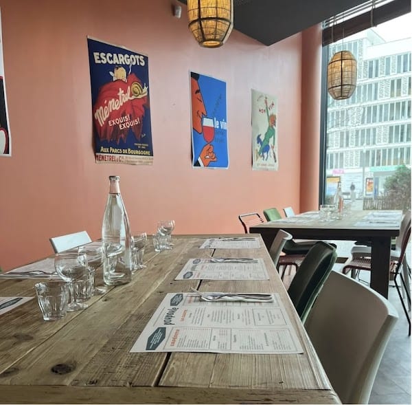 Restaurant Bouillon Poupoule à Bègles, France