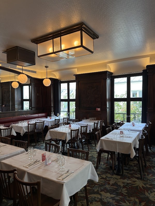 Restaurant Bouillon République à Paris, France