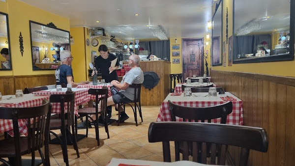 Restaurant BOUILLON SAVOYARD à Chambéry, France