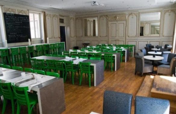 Restaurant Brasserie De La Poste & La Suite à Pontarlier, France