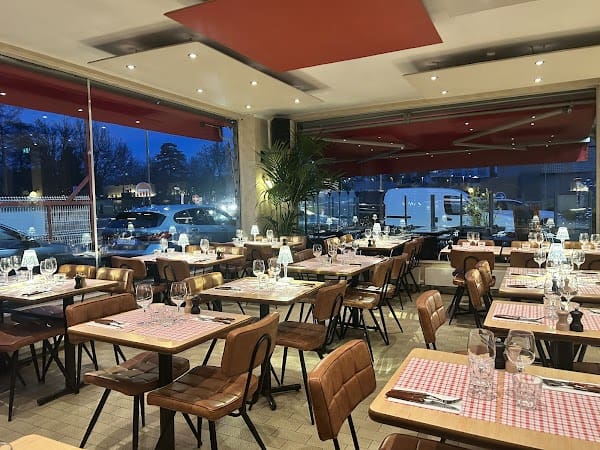 Restaurant BRASSERIE de LESCUDILLIER à Aurillac, France