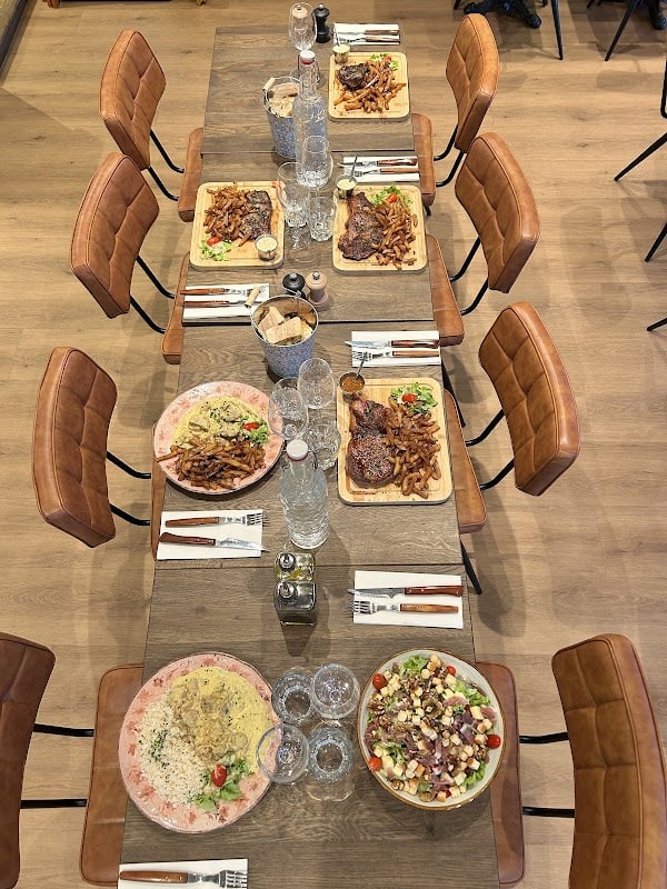 Restaurant BRASSERIE de LESCUDILLIER à Aurillac, France