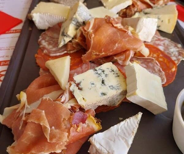 Restaurant Brasserie des Pins à Samazan, France