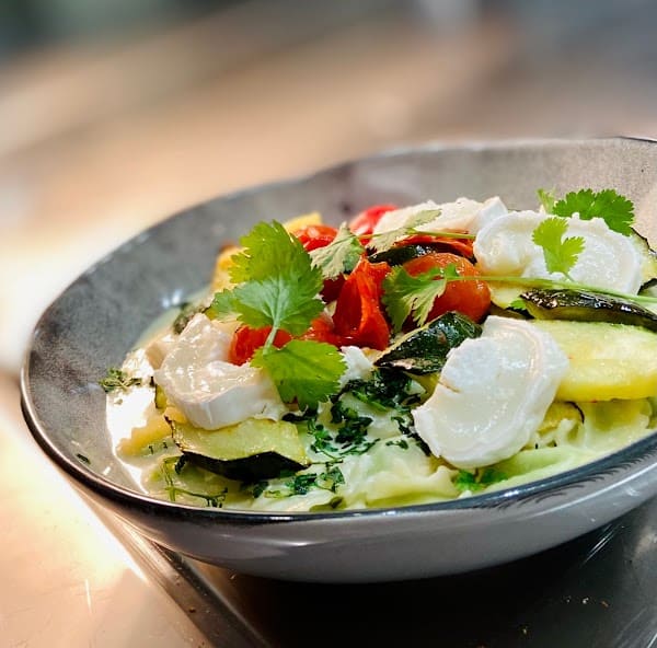 Restaurant Brasserie E.TOQ bien fait pour vous à Carpentras, France