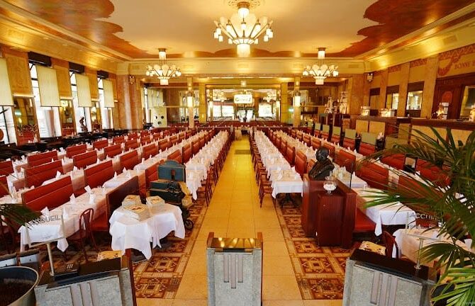 Restaurant Brasserie Georges à Lyon, France