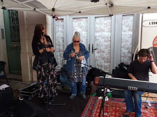 Restaurant Brasserie Le Coq Hardi à Mantes-la-Jolie, France