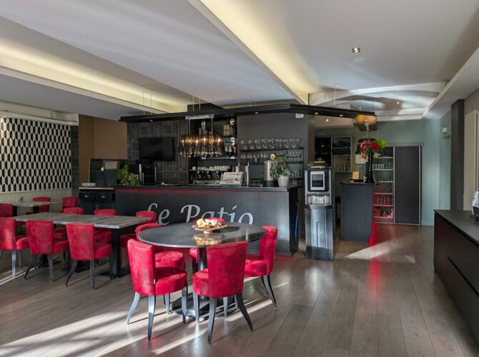 Restaurant Brasserie Le Patio à Laval, France