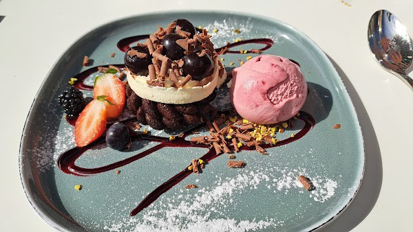 Restaurant Brasserie Le Skiff à Aix-les-Bains, France