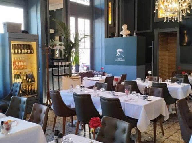 Restaurant Brasserie Le Victor x Les Paris Mutuels Urbains à Sète, France