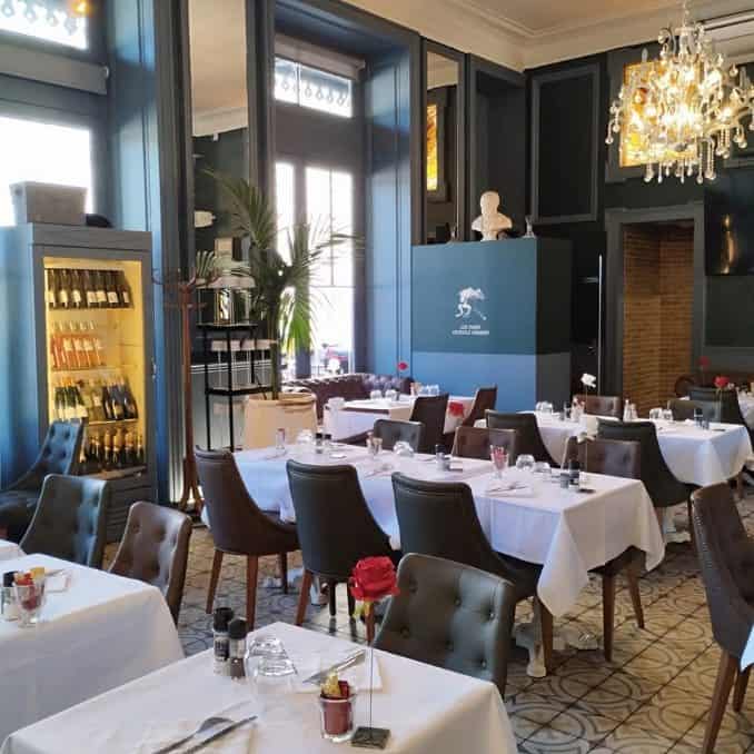 Restaurant Brasserie Le Victor x Les Paris Mutuels Urbains à Sète, France