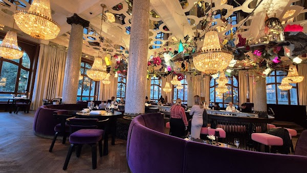 Restaurant Brasserie Les Trois Rois à Basel, Suisse