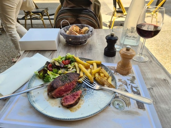 Restaurant Brasserie Notre Dame à Bourg-en-Bresse, France