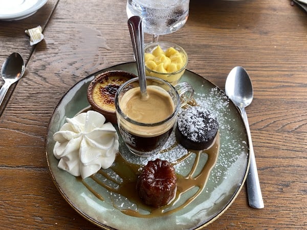 Restaurant Brasserie Papillon à Saint-Cyr-sur-Mer, France
