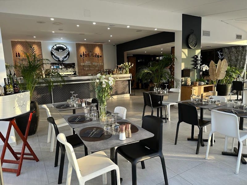 Restaurant brasserie provencale à La Londe-les-Maures, France