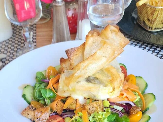 Brasserie-Restaurant La Petite Étoile à Draguignan, France