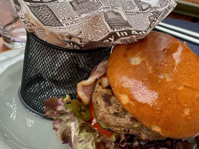 Restaurant Brasserie Schmëdd à Esch-sur-Alzette, Luxembourg