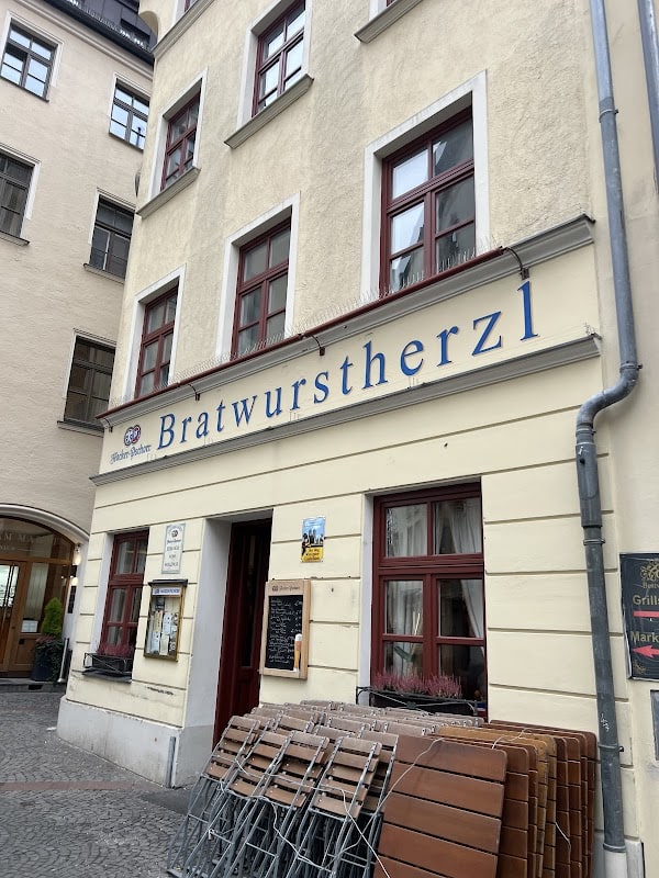 Restaurant Bratwurstherzl à München (Munich), Allemagne