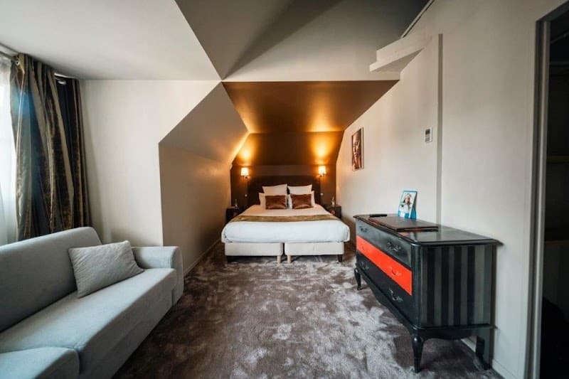 Restaurant Brit Hotel Privilège Lisieux – Villa des Arts à Lisieux, France