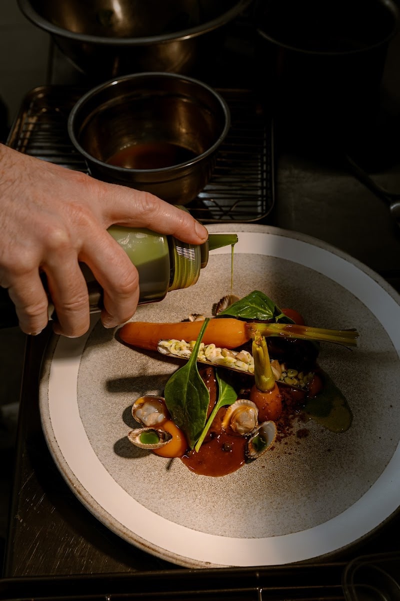 Restaurant Brut, Table de saison à Saint-Jean-de-Luz, France