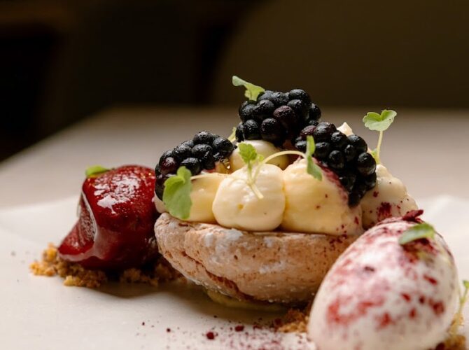 Restaurant Brut, Table de saison à Saint-Jean-de-Luz, France