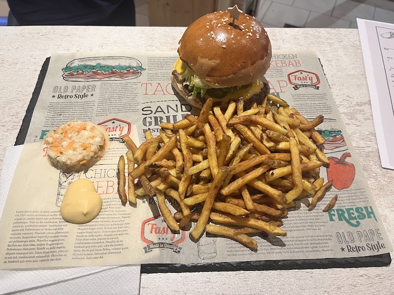 Restaurant BURGER CITY à Lisieux, France