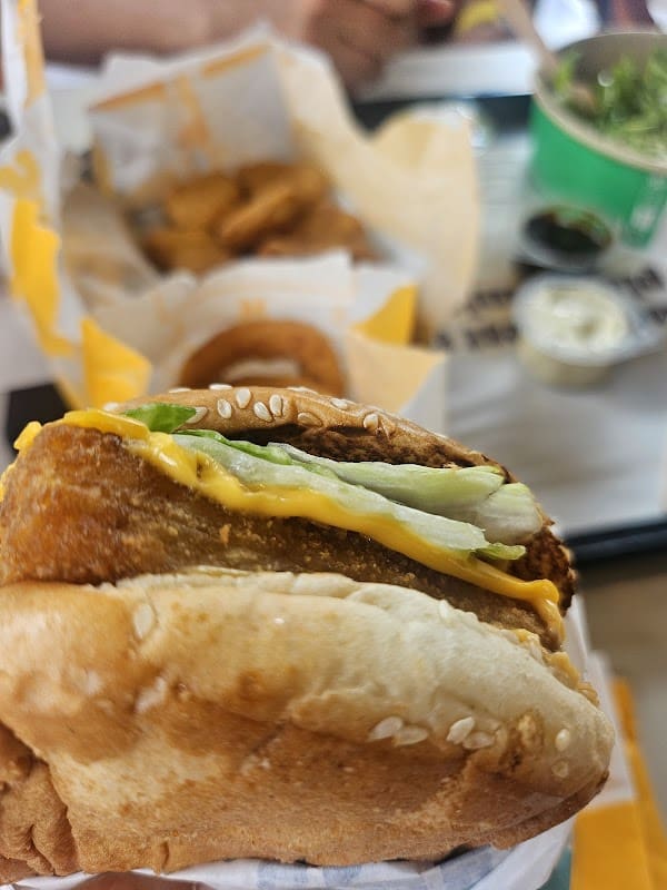 Restaurant Burger King à Saints-Geosmes, France