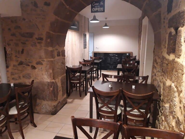Restaurant Burger sur Vienne à Saint-Junien, France — photo 1