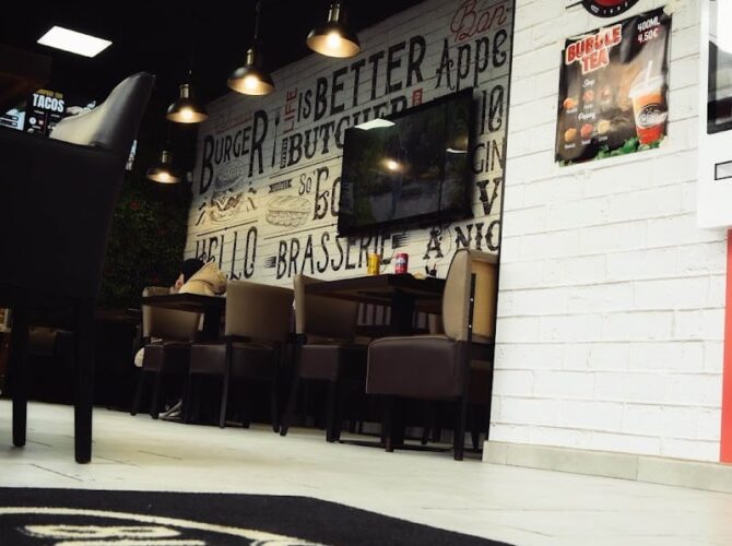 Restaurant BUTCHER FAST-FOOD HALAL à Trappes, France