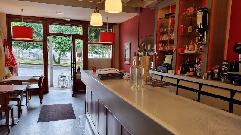 Restaurant Café de la Basilique à Lisieux, France