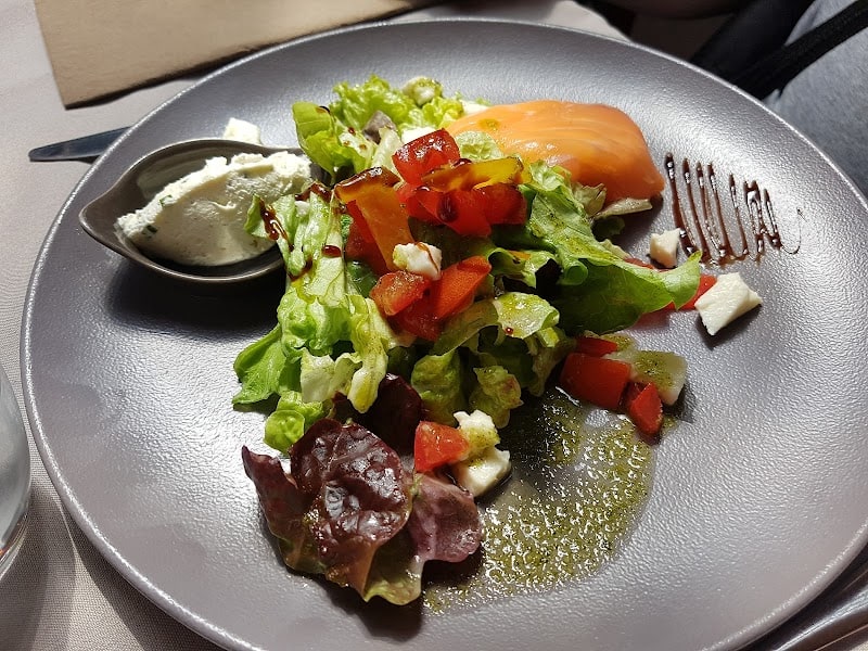 Restaurant Café de la Basilique à Lisieux, France