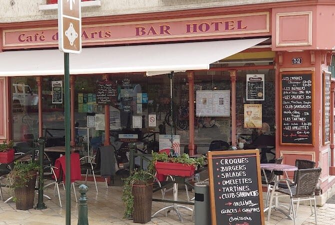 Restaurant Cafe Des Arts à Amboise, France