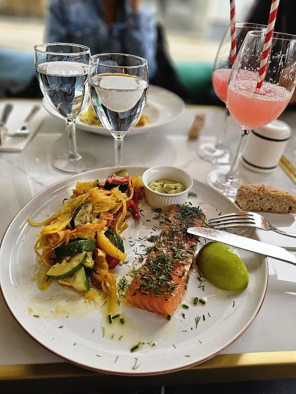 Restaurant Café des Sources à Vichy, France