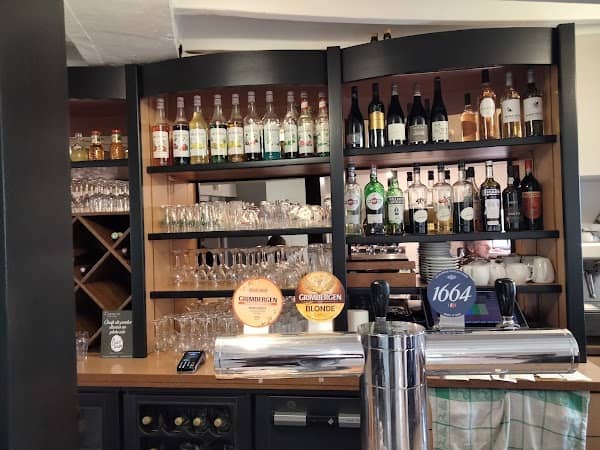 Restaurant Café des Vignes à Laval, France