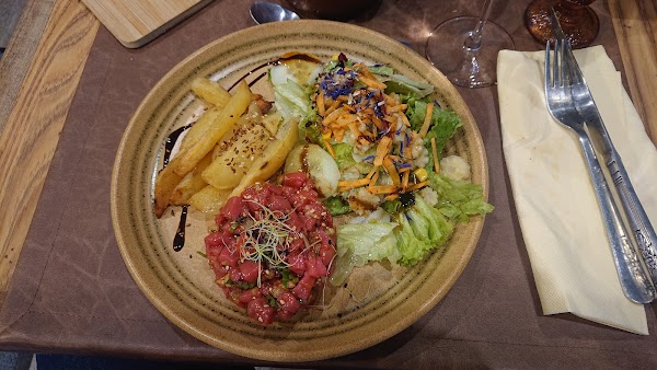 Restaurant café du canal à Bergerac, France