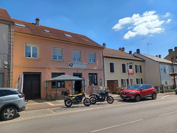 Restaurant Café du marché “chez Cynthia” à L'Hôpital, France