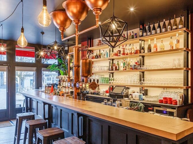 Restaurant Café et Brasserie des Halles à Châteauroux, France