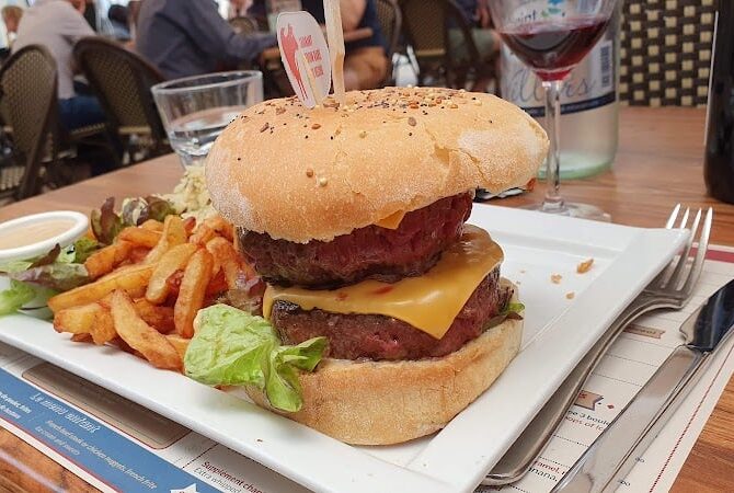 Restaurant Café et Brasserie des Halles à Châteauroux, France