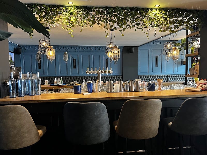 Restaurant Café Face à Châteauroux, France