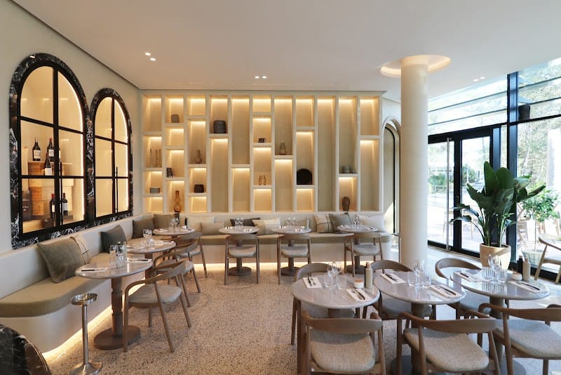 Restaurant Café Laffitte à Valbonne, France