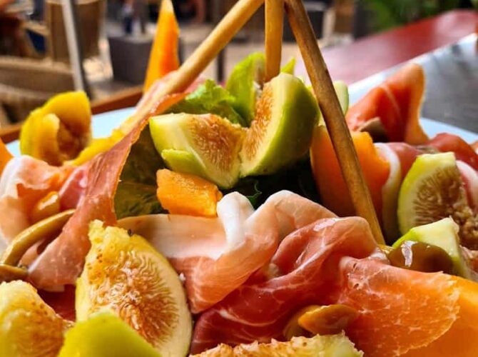 Restaurant Café Latin à Valbonne, France