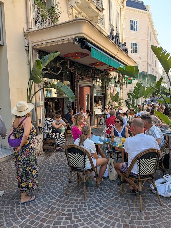Restaurant Café Le Beaulieu à Beaulieu-sur-Mer, France