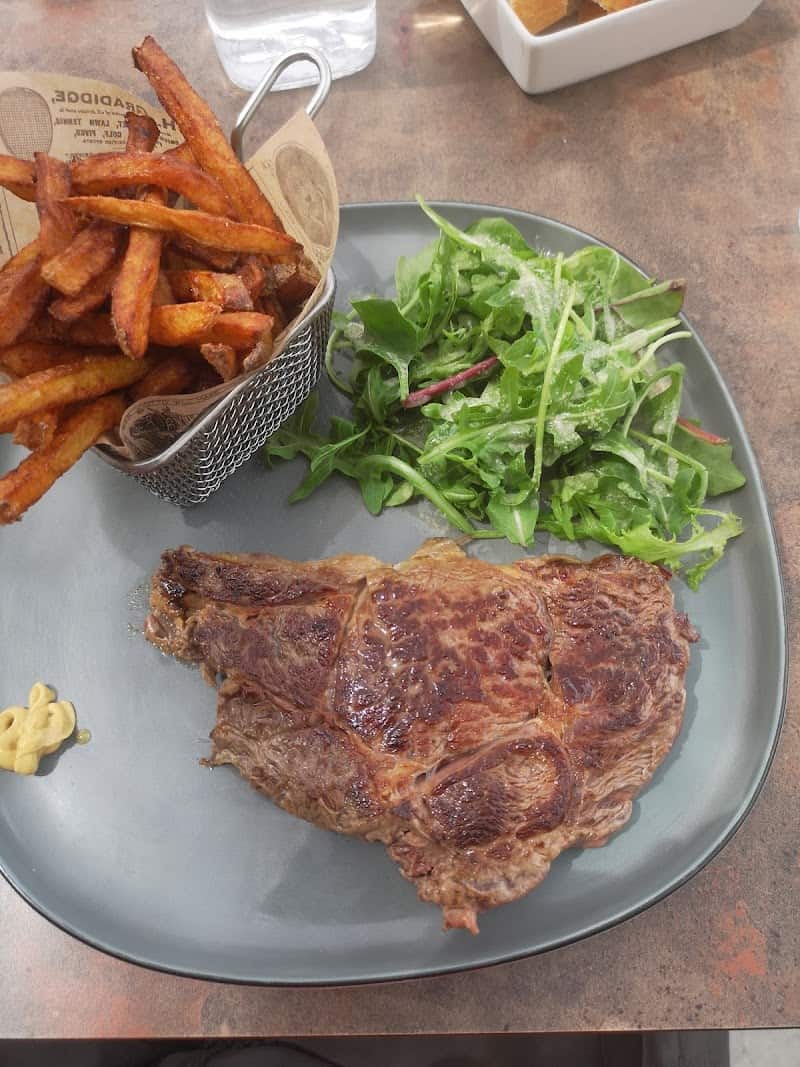 Restaurant Café Le Glacier, chez Ju’ à Courthézon, France