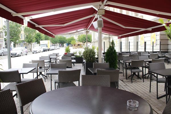 Café Restaurant de la Préfecture à Bourg-en-Bresse, France