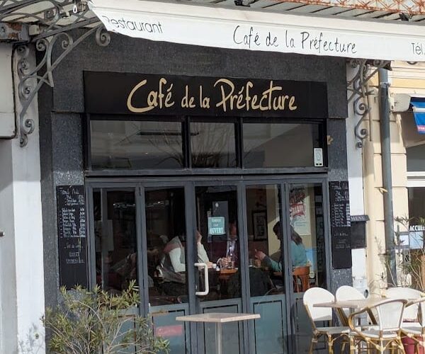 Café Restaurant de la Préfecture à Bourg-en-Bresse, France