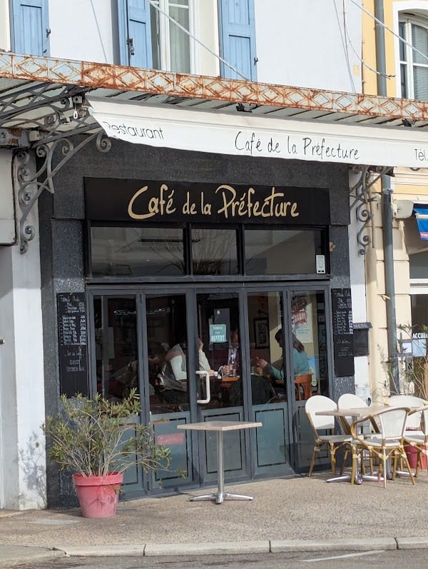 Café Restaurant de la Préfecture à Bourg-en-Bresse, France
