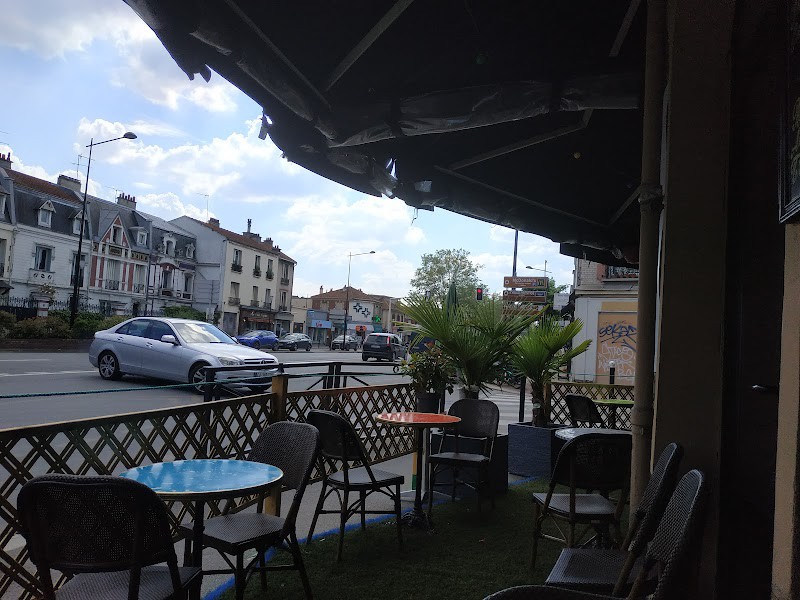 Café Restaurant Le Trotteur à Champigny-sur-Marne, France