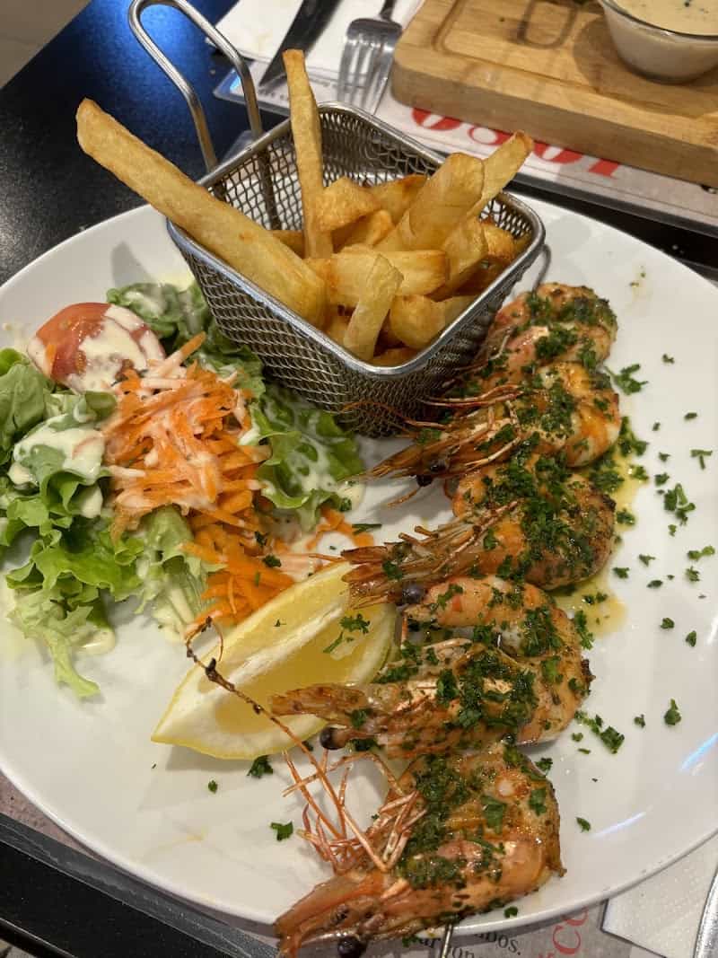 Café Restaurant Le Trotteur à Champigny-sur-Marne, France