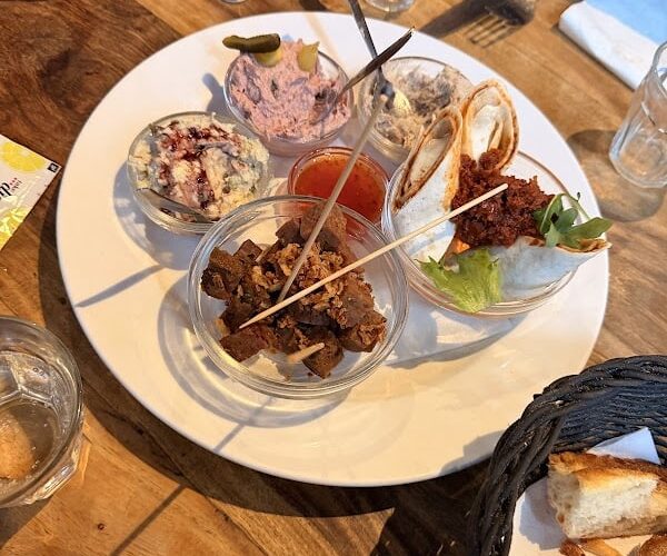 Café restaurant van Kerkwijk à Amsterdam, Pays-Bas