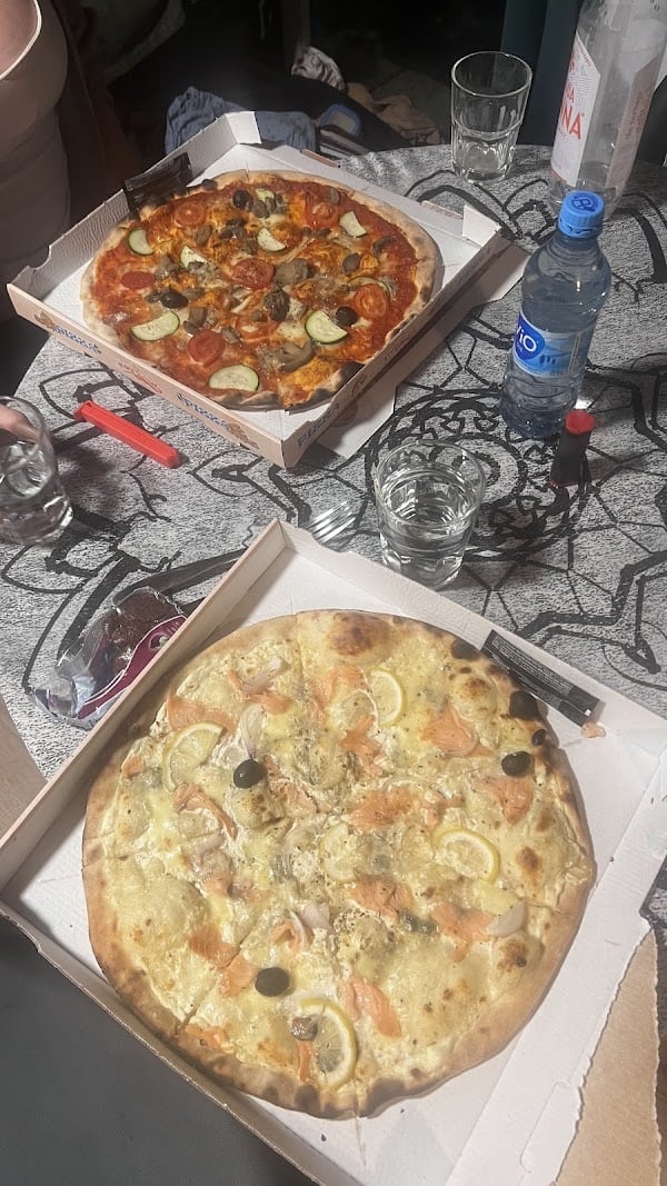 Restaurant Camion pizza feu de bois à Salazie, La Réunion