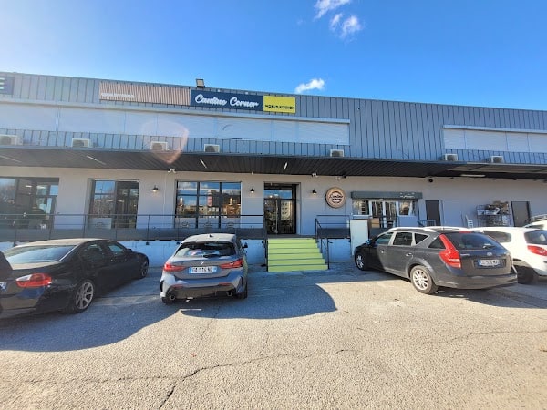 Restaurant Cantine Corner Lyon à Vaulx-en-Velin, France